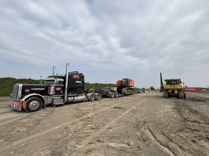 Transport de machinerie lourde Canada