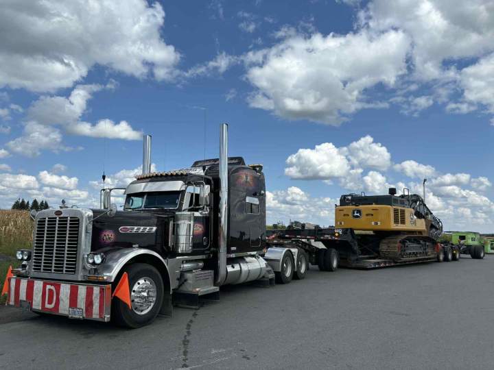 Transport de matériel lourd Canada