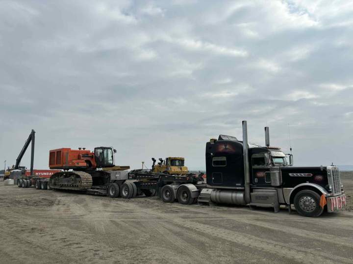 Transport de machinerie lourde Canada
